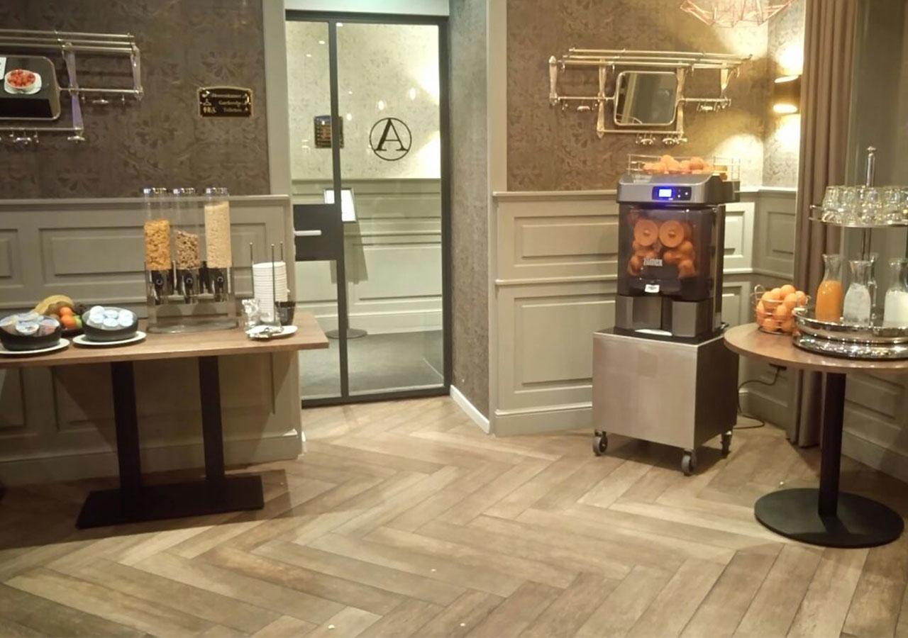 Brasserie-Hotel Antje Van De Statie Weert Dış mekan fotoğraf